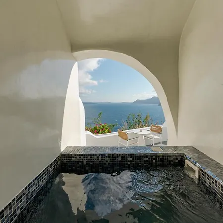 Helianthus Dream Homes * Oia (Santorini)